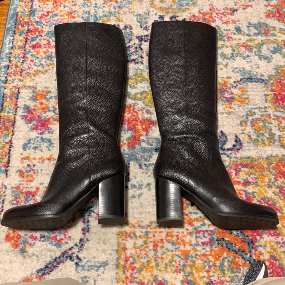 Via Spiga Sz 9.5 Black pebbled leather knee high boots  EUC